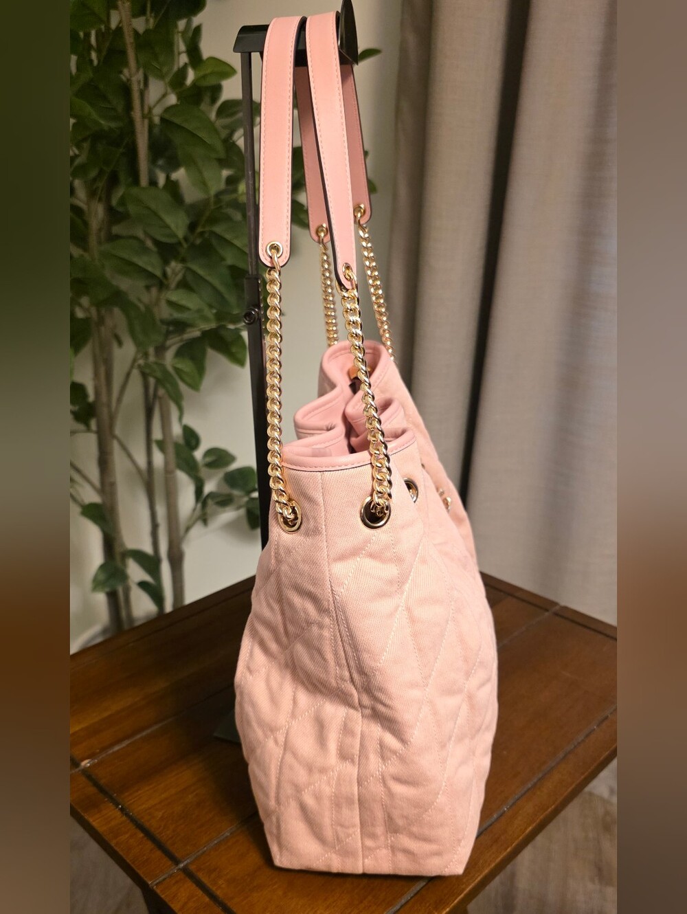 Coach Pink Denim Evelyn Quilted Shoulder Bag CER79 - Picture 4 of 10